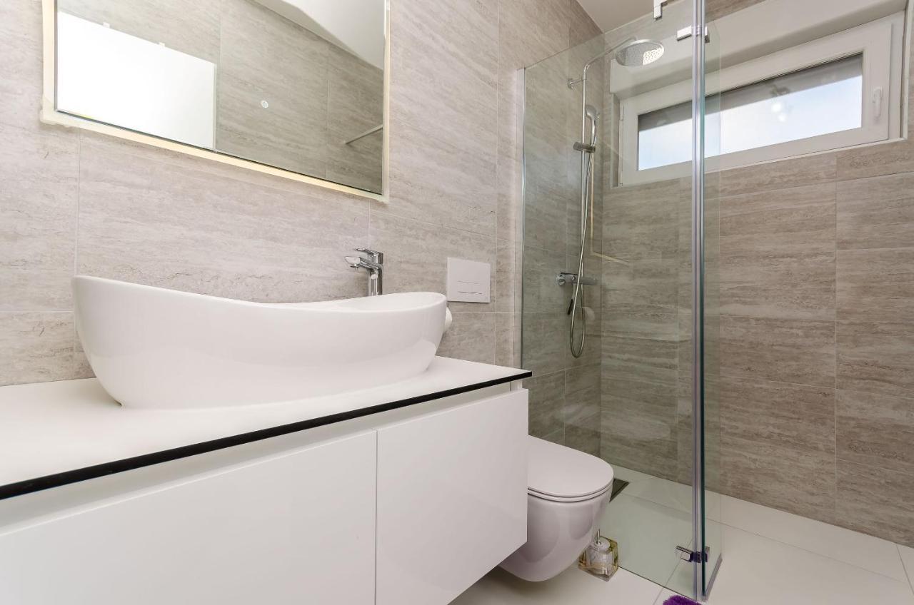 Apartment Rozalia Трогір Екстер'єр фото